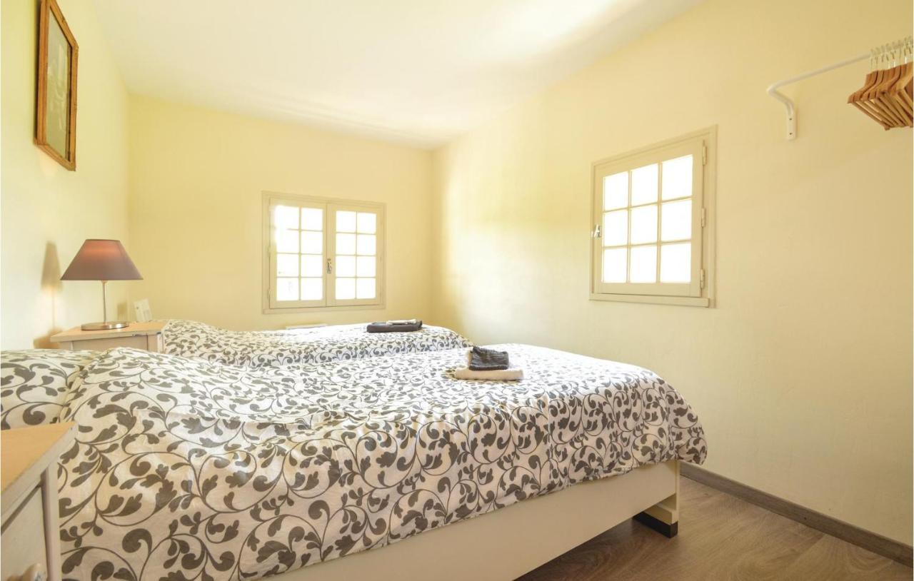 Lovely Home In Charritte De Bas With Wifi Exterior photo